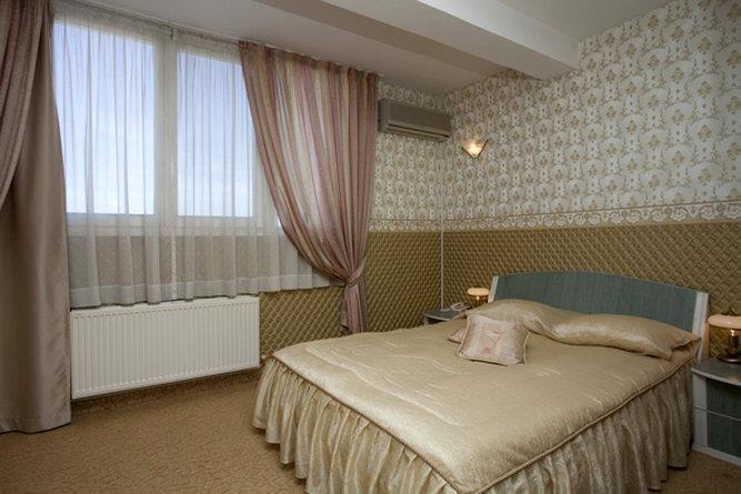 Bistra & Galina Hotel Ruse Pokoj fotografie